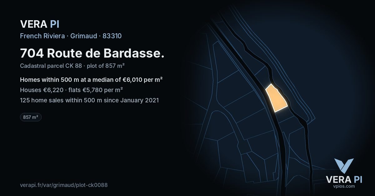 704 Route de Bardasse, Grimaud at night – the plot lit, the parcels around coloured by the prices near them