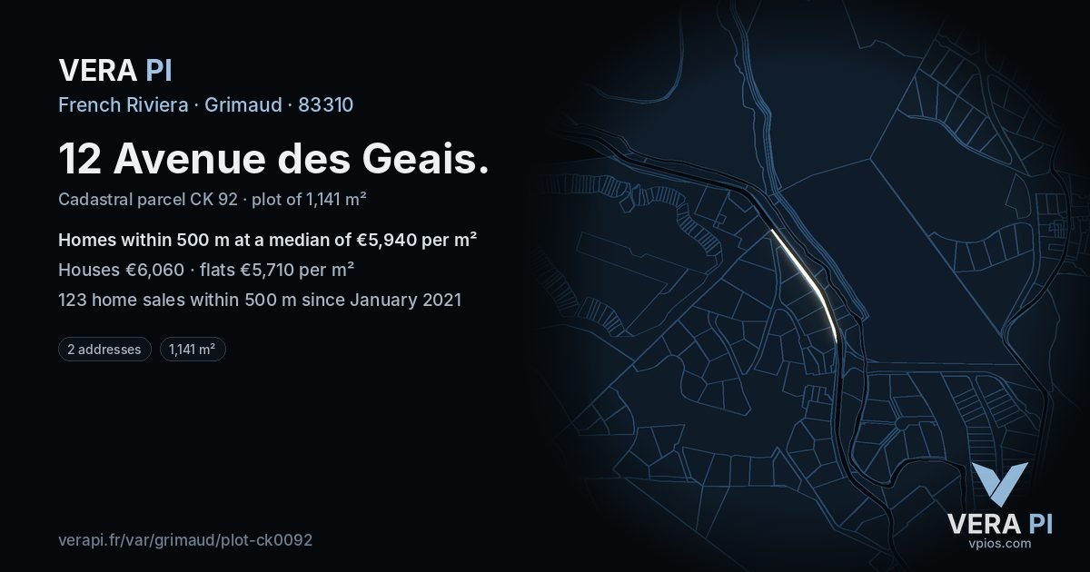 12 Avenue des Geais, Grimaud at night – the plot lit, the parcels around coloured by the prices near them