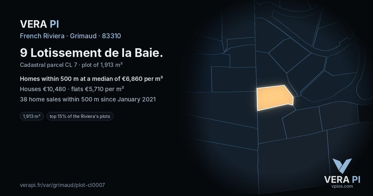 9 Lotissement de la Baie, Grimaud at night – the plot lit, the parcels around coloured by the prices near them