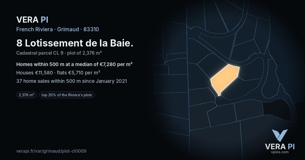 8 Lotissement de la Baie, Grimaud at night – the plot lit, the parcels around coloured by the prices near them