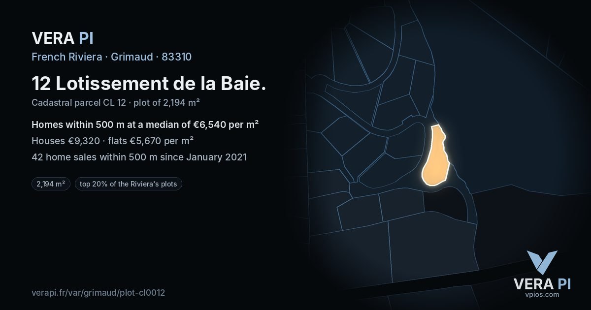 12 Lotissement de la Baie, Grimaud at night – the plot lit, the parcels around coloured by the prices near them
