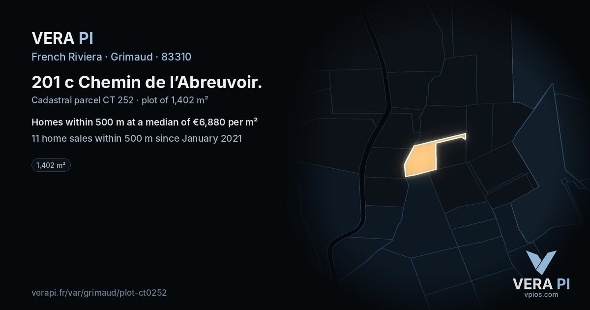 201 c Chemin de l’Abreuvoir, Grimaud at night – the plot lit, the parcels around coloured by the prices near them