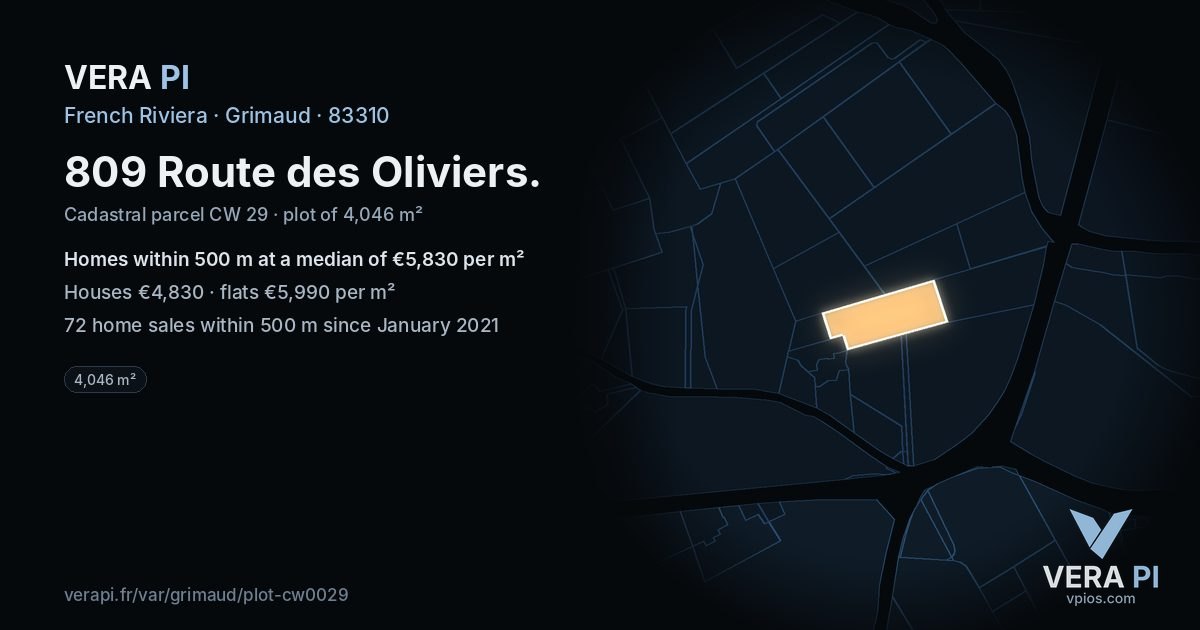 809 Route des Oliviers, Grimaud at night – the plot lit, the parcels around coloured by the prices near them