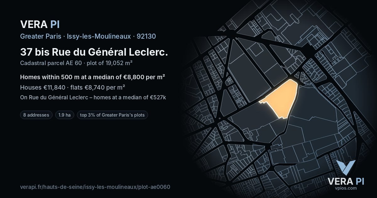 37 bis Rue du Général Leclerc, Issy-les-Moulineaux at night – the plot lit, the parcels around coloured by the prices near them