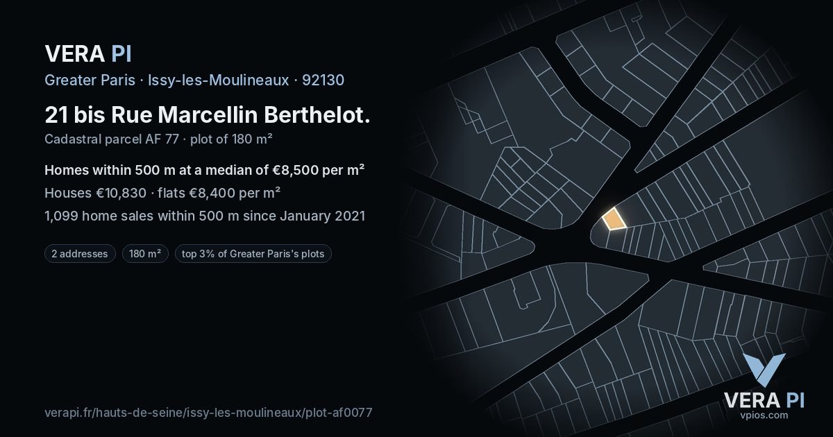 21 bis Rue Marcellin Berthelot, Issy-les-Moulineaux at night – the plot lit, the parcels around coloured by the prices near them
