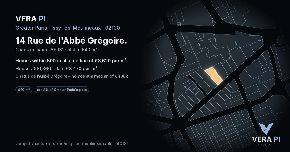 14 Rue de l'Abbé Grégoire, Issy-les-Moulineaux at night – the plot lit, the parcels around coloured by the prices near them