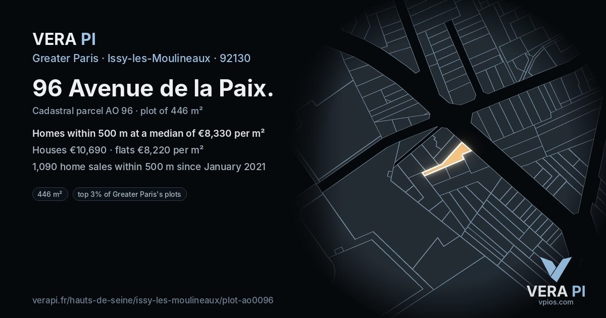 96 Avenue de la Paix, Issy-les-Moulineaux at night – the plot lit, the parcels around coloured by the prices near them