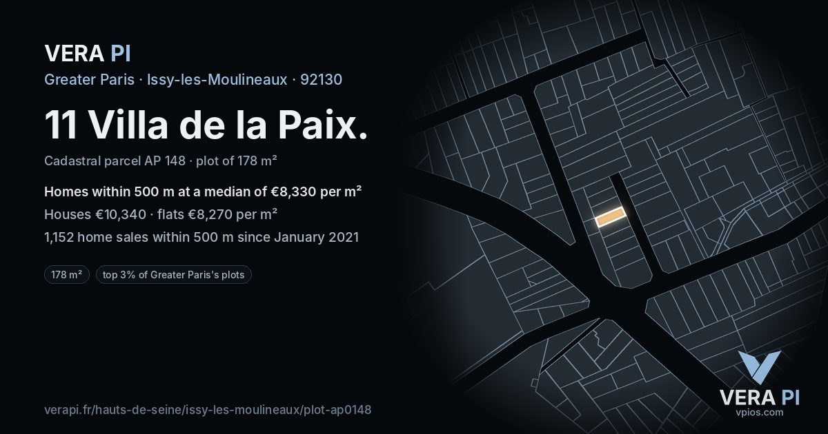11 Villa de la Paix, Issy-les-Moulineaux at night – the plot lit, the parcels around coloured by the prices near them