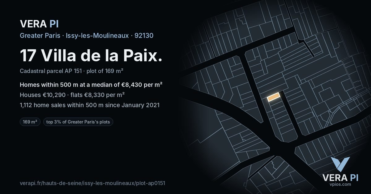 17 Villa de la Paix, Issy-les-Moulineaux at night – the plot lit, the parcels around coloured by the prices near them