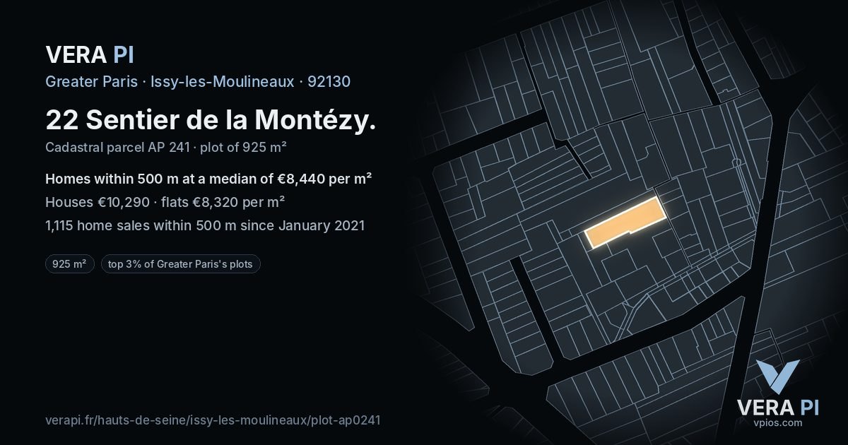 22 Sentier de la Montézy, Issy-les-Moulineaux at night – the plot lit, the parcels around coloured by the prices near them
