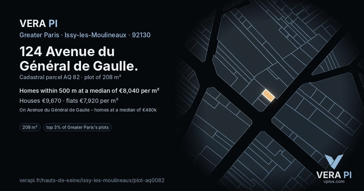 124 Avenue du Général de Gaulle, Issy-les-Moulineaux at night – the plot lit, the parcels around coloured by the prices near them