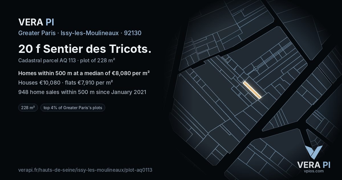 20 f Sentier des Tricots, Issy-les-Moulineaux at night – the plot lit, the parcels around coloured by the prices near them