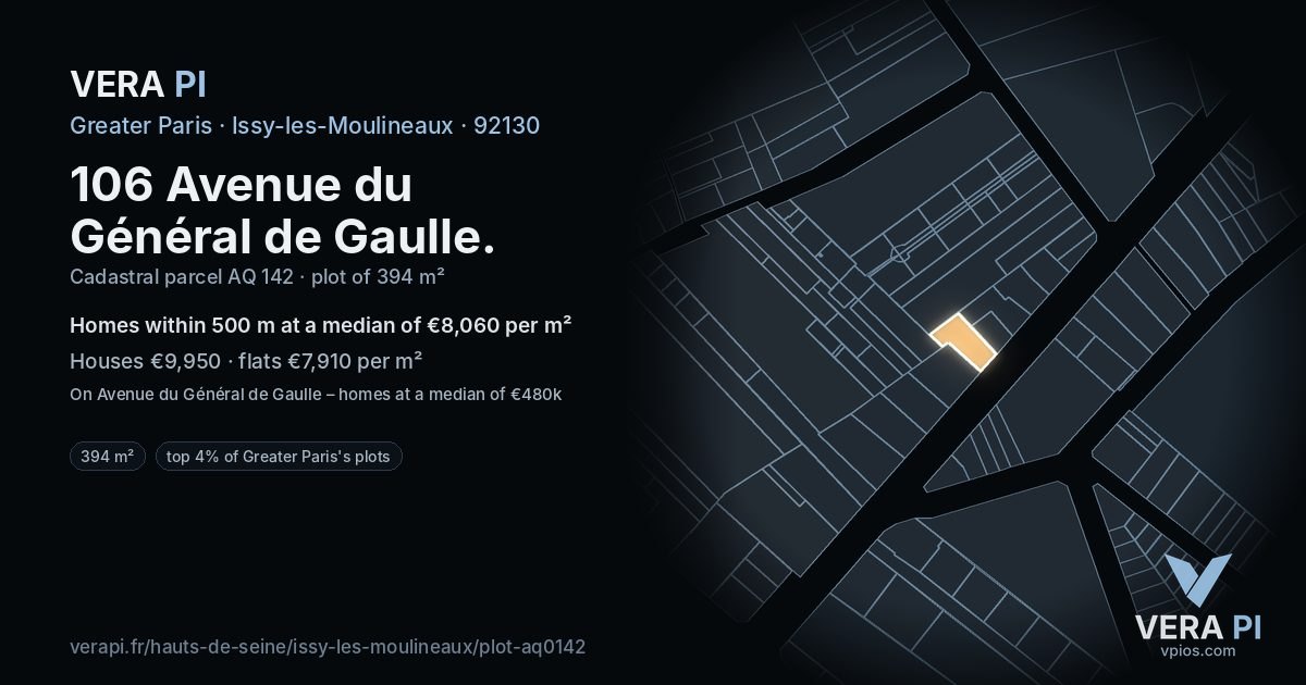 106 Avenue du Général de Gaulle, Issy-les-Moulineaux at night – the plot lit, the parcels around coloured by the prices near them