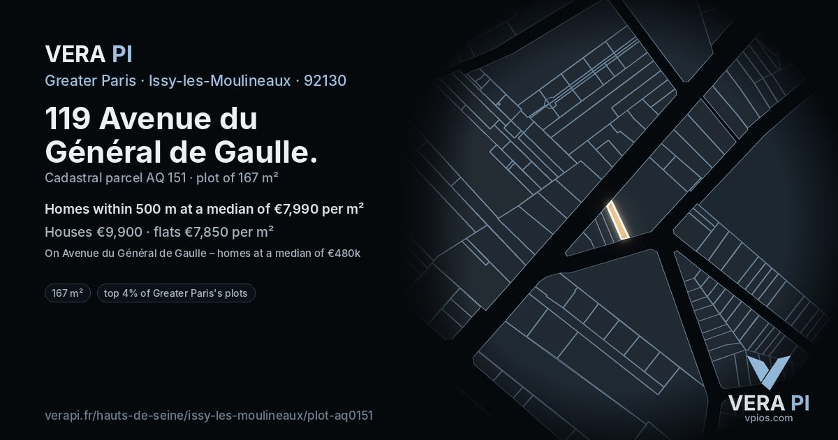 119 Avenue du Général de Gaulle, Issy-les-Moulineaux at night – the plot lit, the parcels around coloured by the prices near them