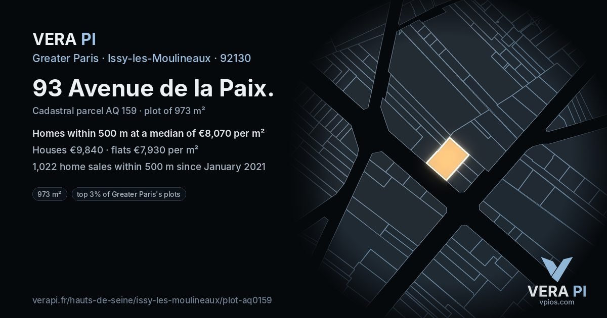 93 Avenue de la Paix, Issy-les-Moulineaux at night – the plot lit, the parcels around coloured by the prices near them