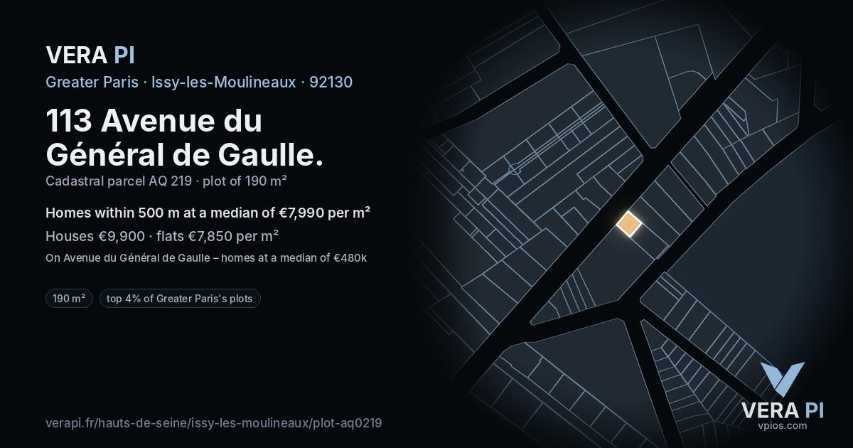 113 Avenue du Général de Gaulle, Issy-les-Moulineaux at night – the plot lit, the parcels around coloured by the prices near them