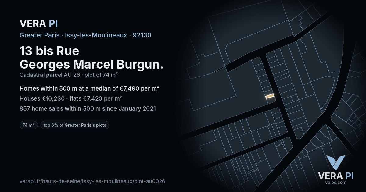 13 bis Rue Georges Marcel Burgun, Issy-les-Moulineaux at night – the plot lit, the parcels around coloured by the prices near them