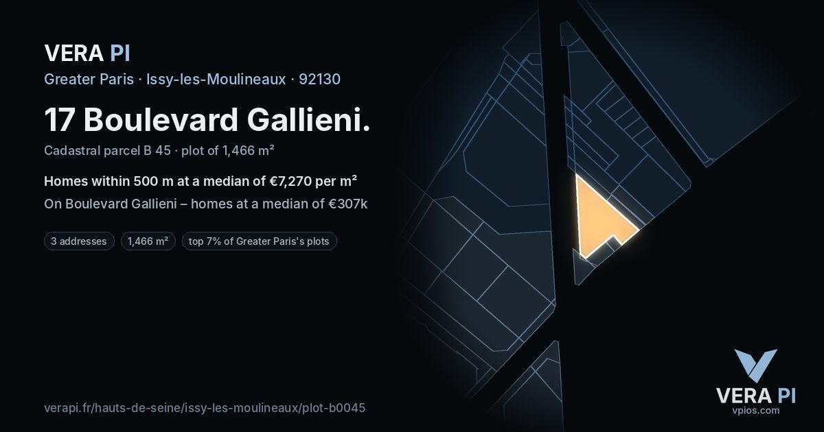 17 Boulevard Gallieni, Issy-les-Moulineaux at night – the plot lit, the parcels around coloured by the prices near them