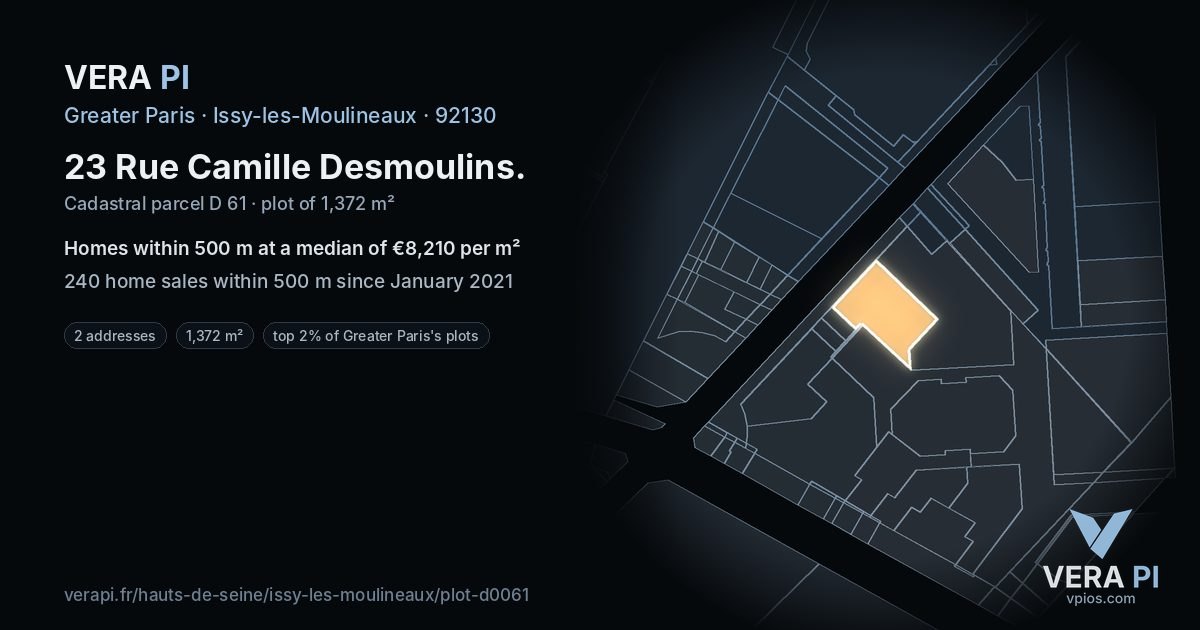 23 Rue Camille Desmoulins, Issy-les-Moulineaux at night – the plot lit, the parcels around coloured by the prices near them