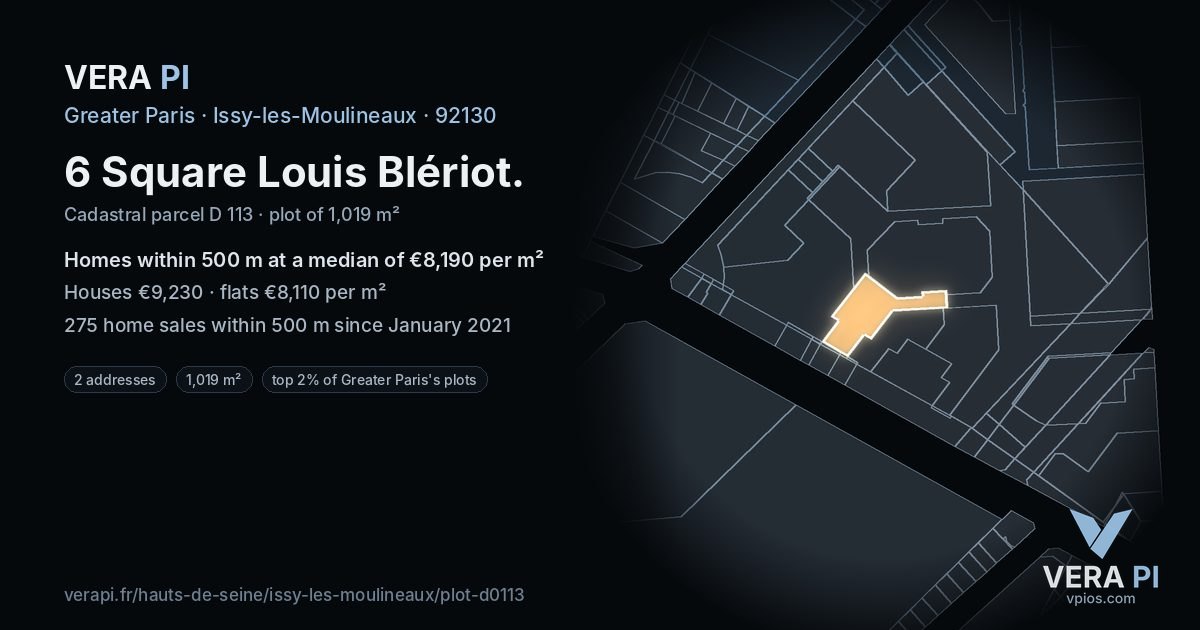 6 Square Louis Blériot, Issy-les-Moulineaux at night – the plot lit, the parcels around coloured by the prices near them