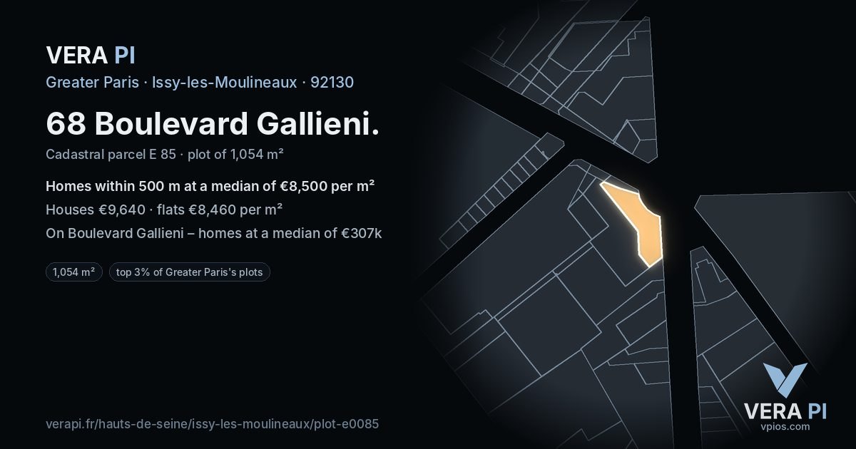 68 Boulevard Gallieni, Issy-les-Moulineaux at night – the plot lit, the parcels around coloured by the prices near them