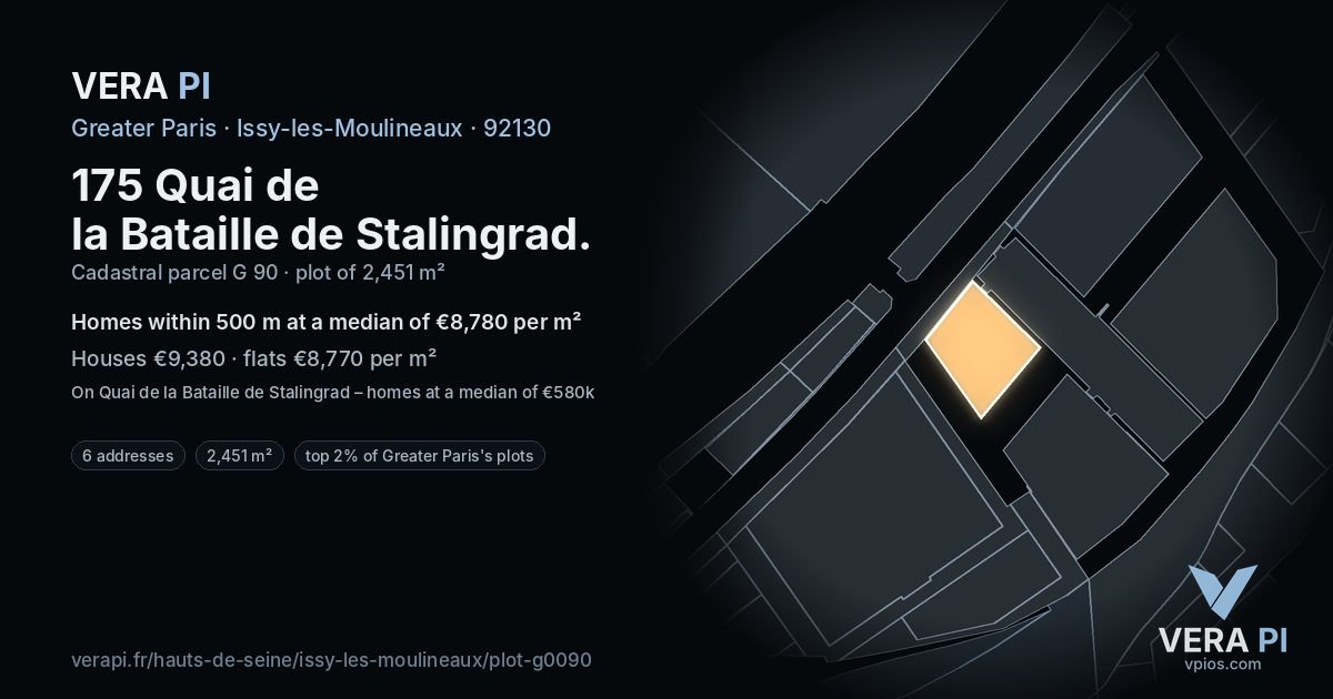 175 Quai de la Bataille de Stalingrad, Issy-les-Moulineaux at night – the plot lit, the parcels around coloured by the prices near them
