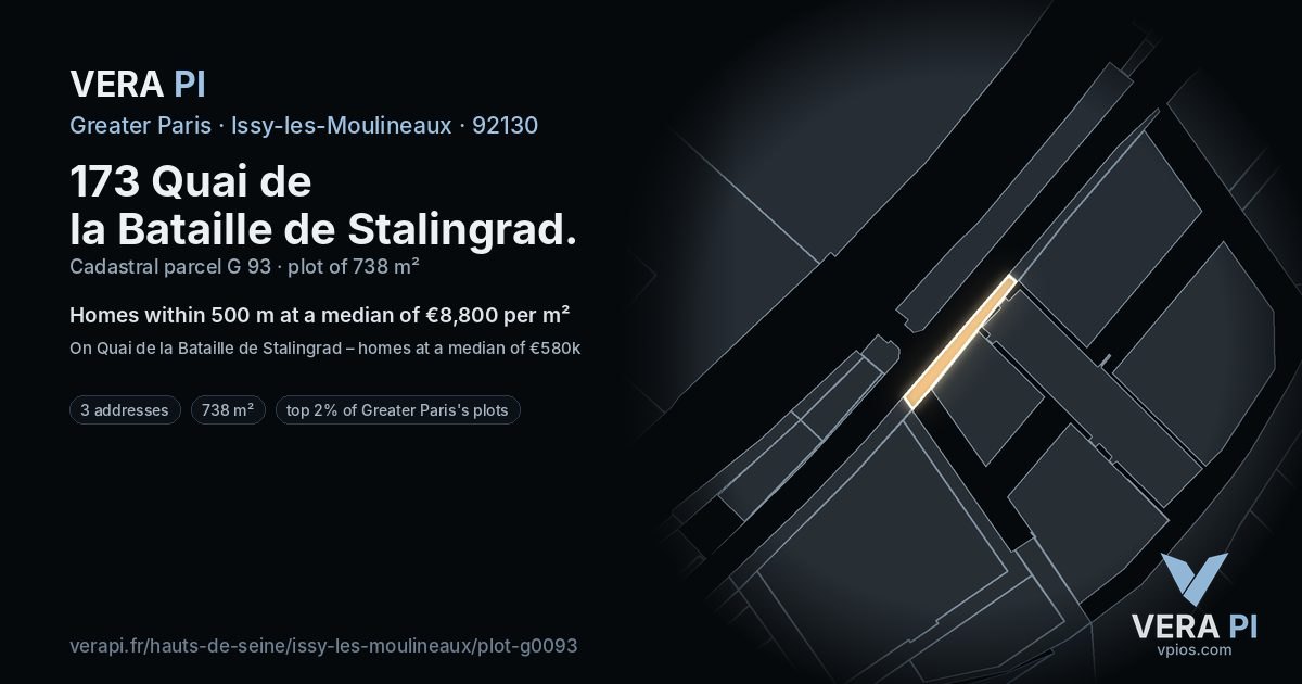173 Quai de la Bataille de Stalingrad, Issy-les-Moulineaux at night – the plot lit, the parcels around coloured by the prices near them