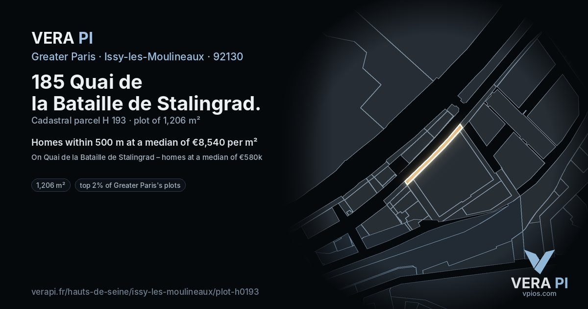 185 Quai de la Bataille de Stalingrad, Issy-les-Moulineaux at night – the plot lit, the parcels around coloured by the prices near them