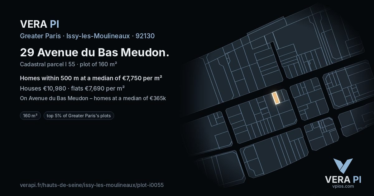 29 Avenue du Bas Meudon, Issy-les-Moulineaux at night – the plot lit, the parcels around coloured by the prices near them