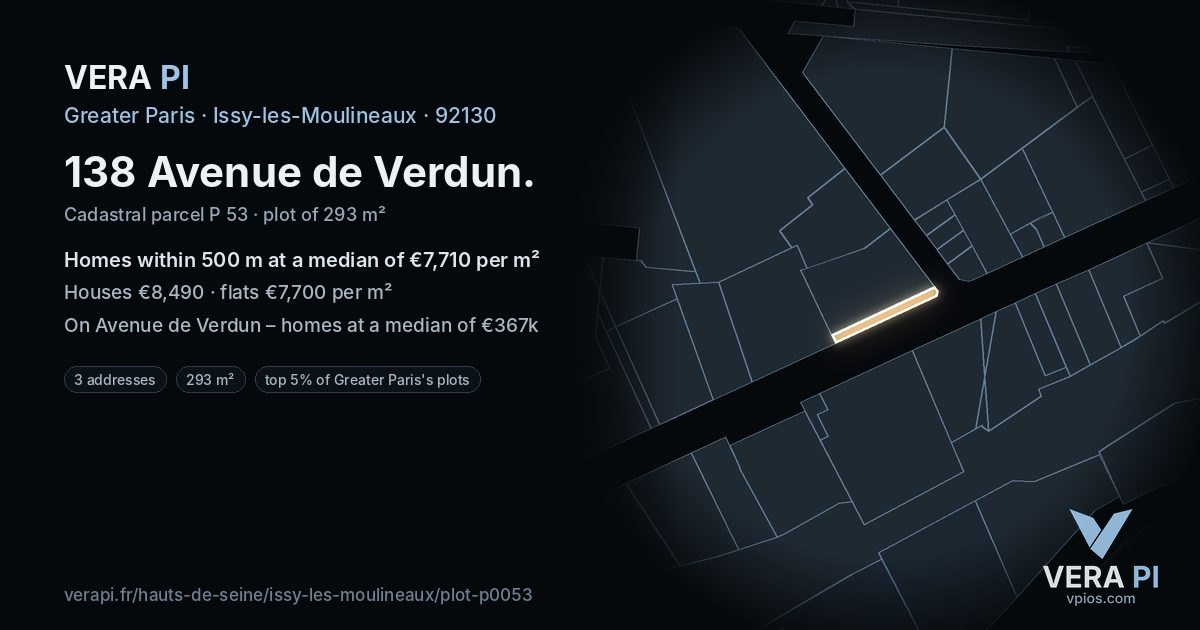 138 Avenue de Verdun, Issy-les-Moulineaux at night – the plot lit, the parcels around coloured by the prices near them