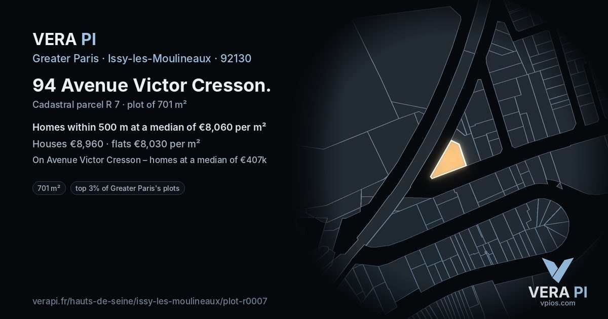 94 Avenue Victor Cresson, Issy-les-Moulineaux at night – the plot lit, the parcels around coloured by the prices near them