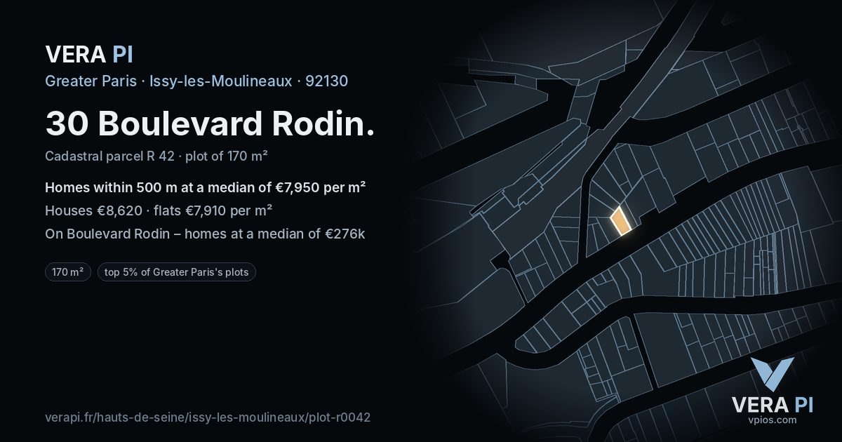 30 Boulevard Rodin, Issy-les-Moulineaux at night – the plot lit, the parcels around coloured by the prices near them