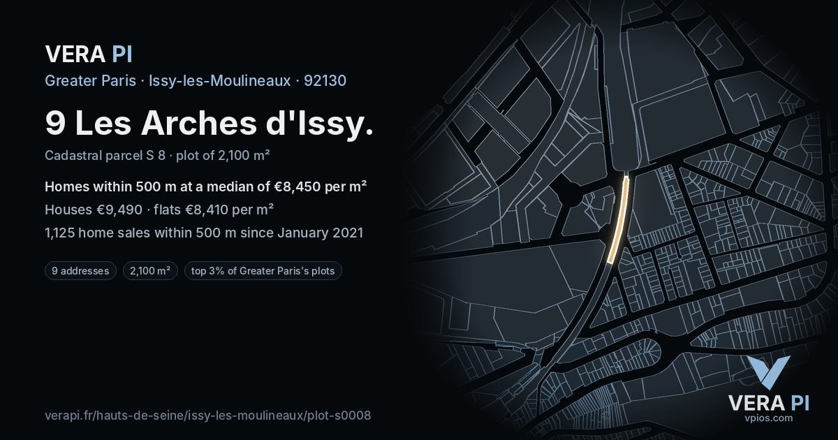 9 Les Arches d'Issy, Issy-les-Moulineaux at night – the plot lit, the parcels around coloured by the prices near them