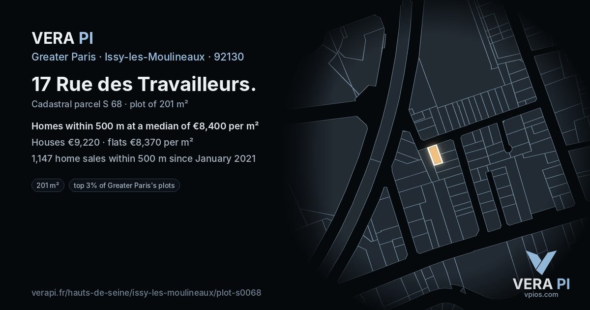 17 Rue des Travailleurs, Issy-les-Moulineaux at night – the plot lit, the parcels around coloured by the prices near them