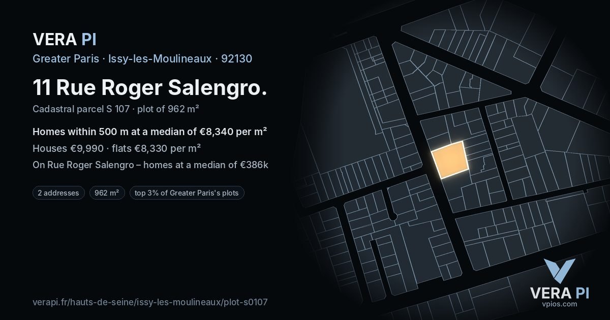11 Rue Roger Salengro, Issy-les-Moulineaux at night – the plot lit, the parcels around coloured by the prices near them