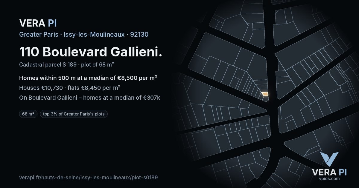 110 Boulevard Gallieni, Issy-les-Moulineaux at night – the plot lit, the parcels around coloured by the prices near them