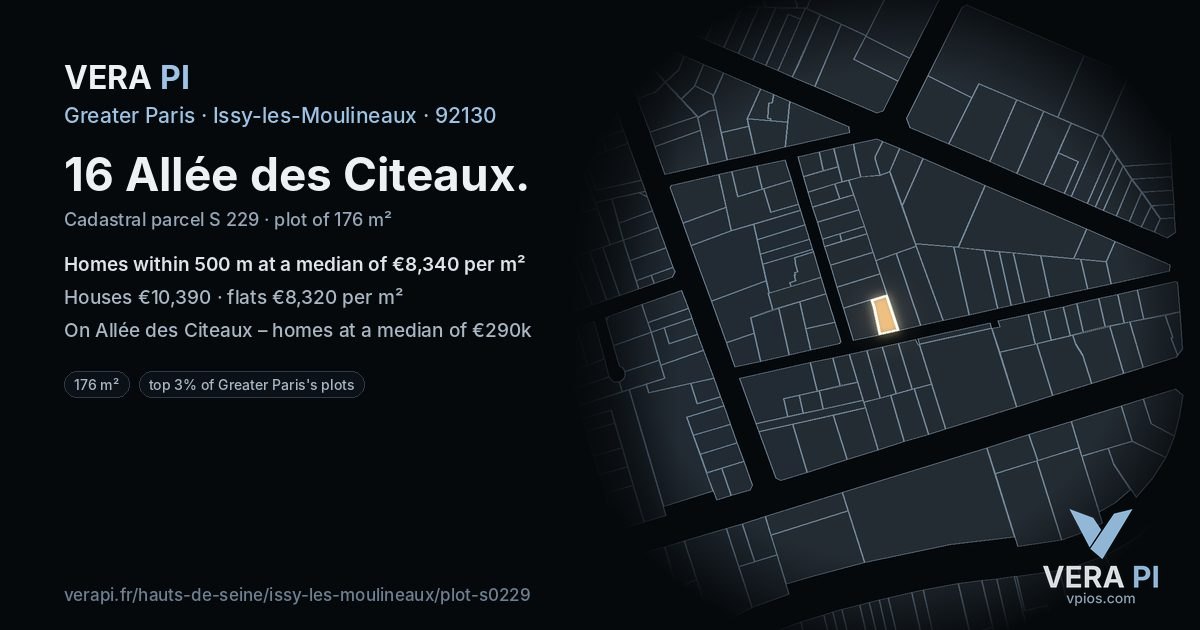 16 Allée des Citeaux, Issy-les-Moulineaux at night – the plot lit, the parcels around coloured by the prices near them