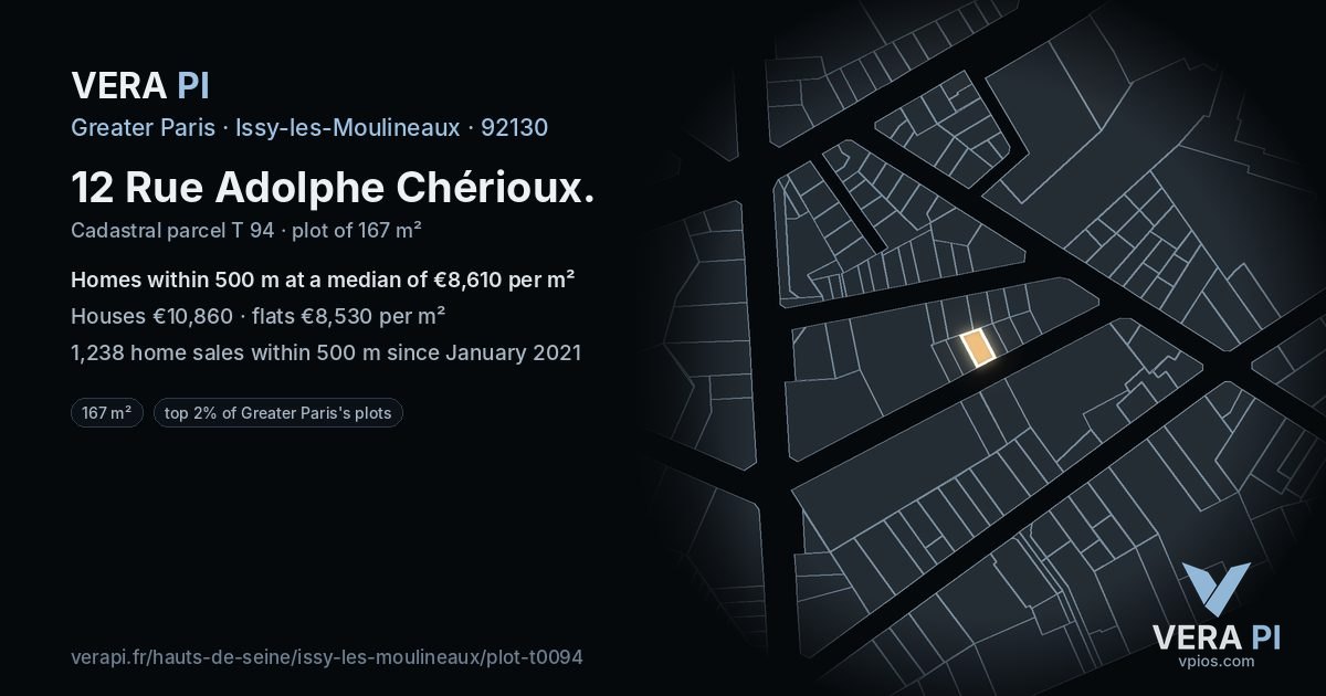 12 Rue Adolphe Chérioux, Issy-les-Moulineaux at night – the plot lit, the parcels around coloured by the prices near them