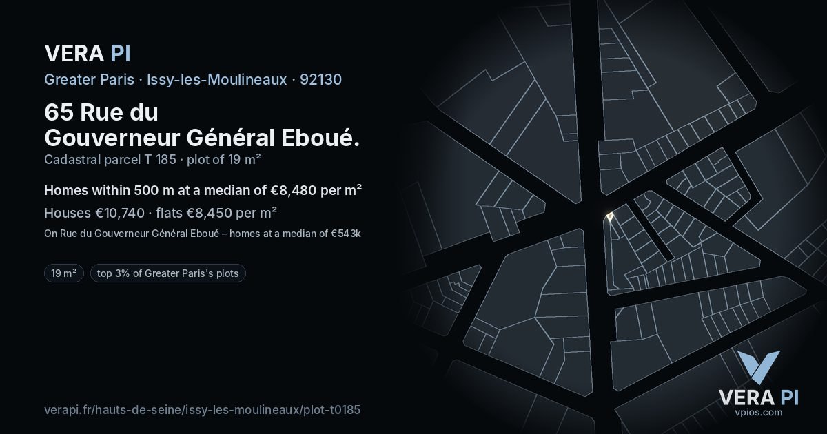 65 Rue du Gouverneur Général Eboué, Issy-les-Moulineaux at night – the plot lit, the parcels around coloured by the prices near them