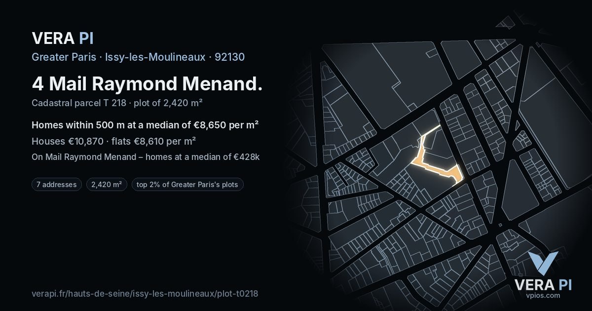 4 Mail Raymond Menand, Issy-les-Moulineaux at night – the plot lit, the parcels around coloured by the prices near them