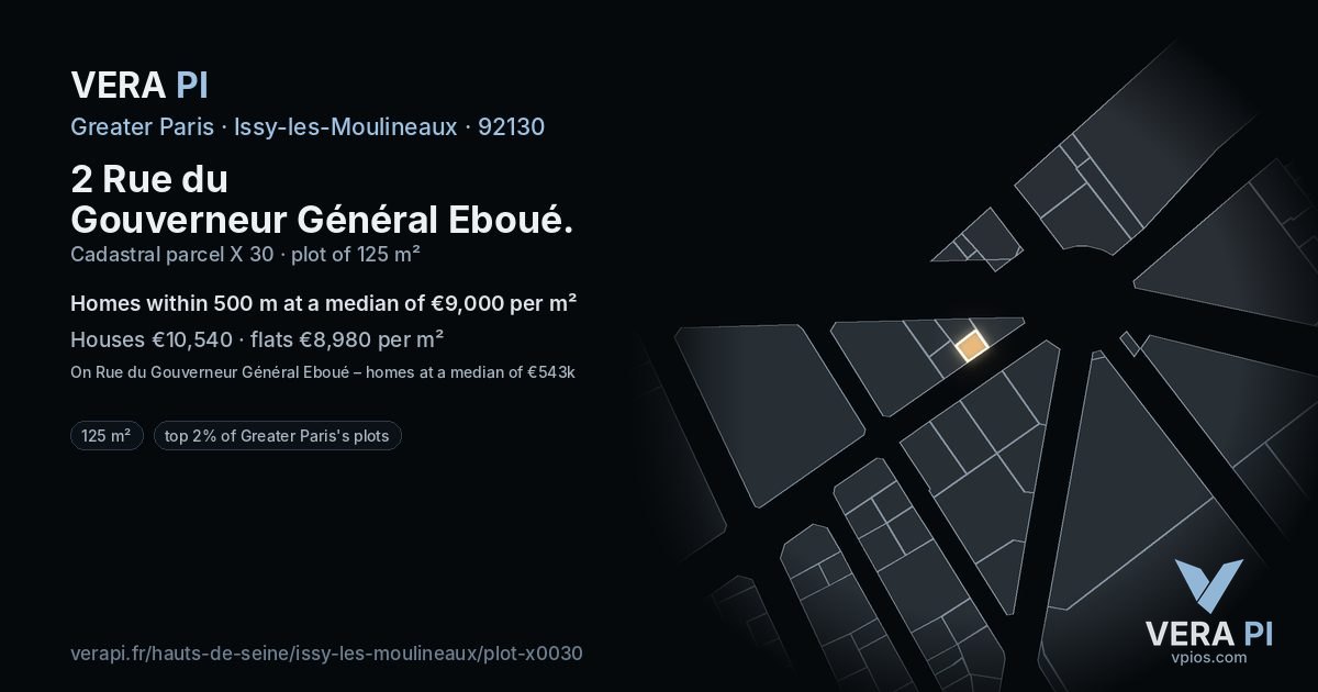 2 Rue du Gouverneur Général Eboué, Issy-les-Moulineaux at night – the plot lit, the parcels around coloured by the prices near them