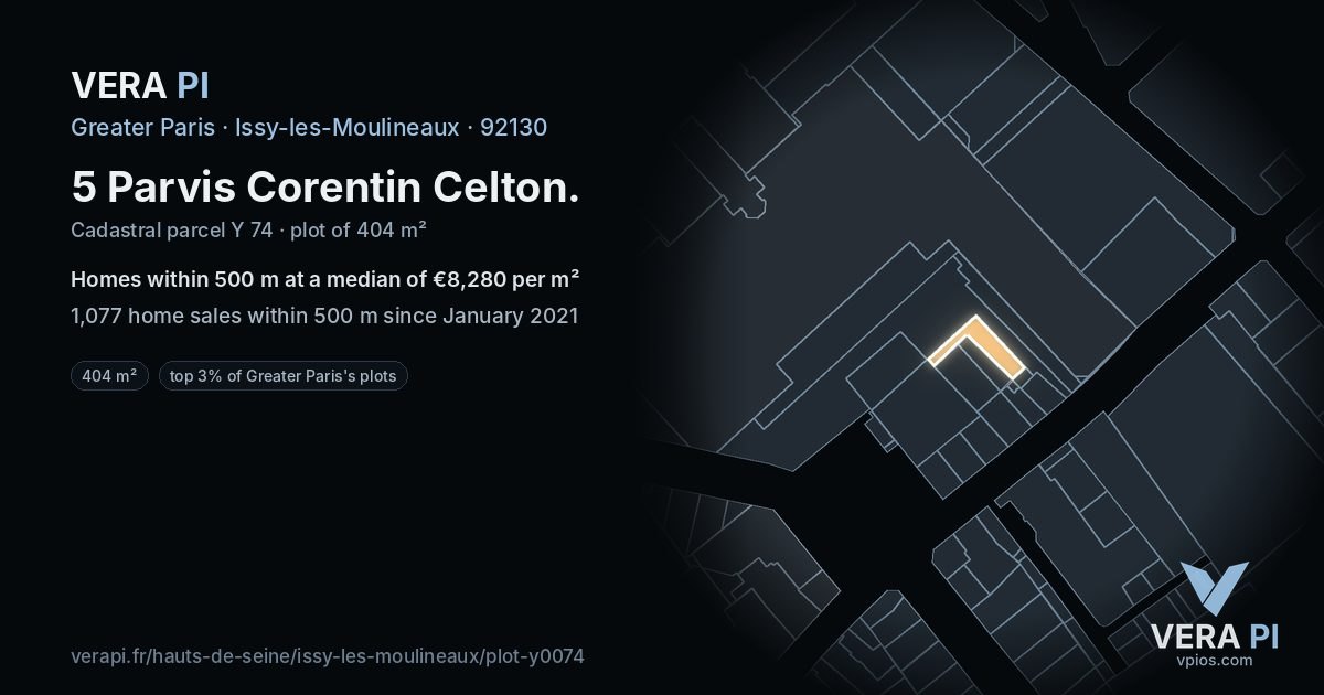 5 Parvis Corentin Celton, Issy-les-Moulineaux at night – the plot lit, the parcels around coloured by the prices near them