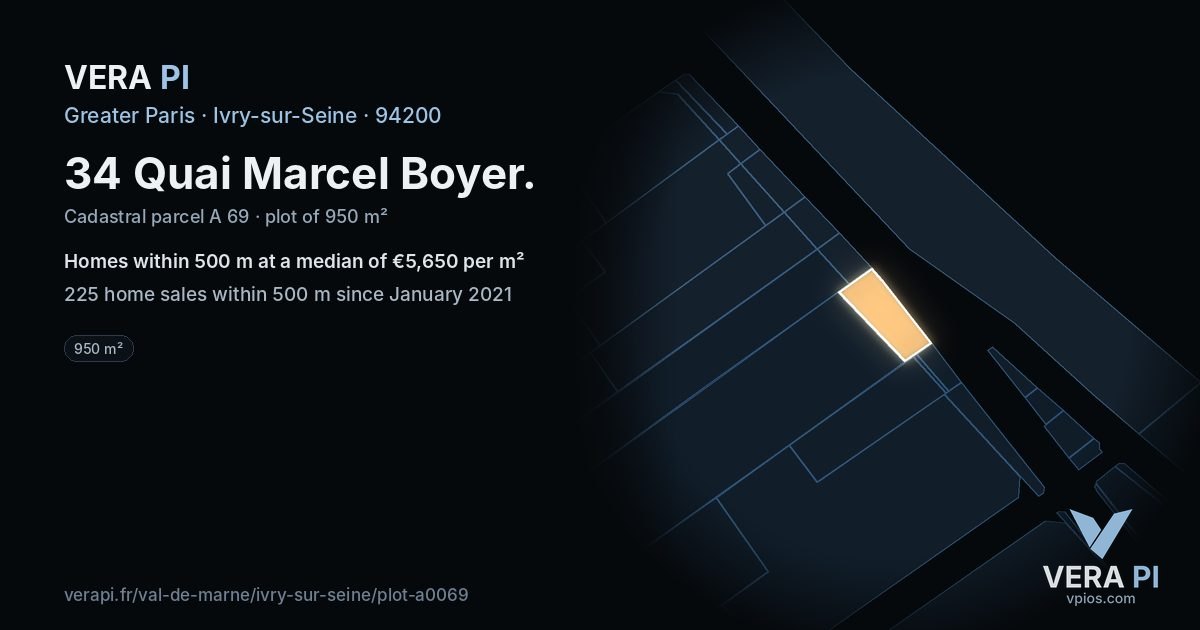 34 Quai Marcel Boyer, Ivry-sur-Seine at night – the plot lit, the parcels around coloured by the prices near them