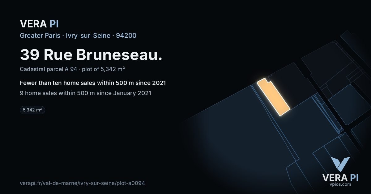 39 Rue Bruneseau, Ivry-sur-Seine at night – the plot lit, the parcels around coloured by the prices near them