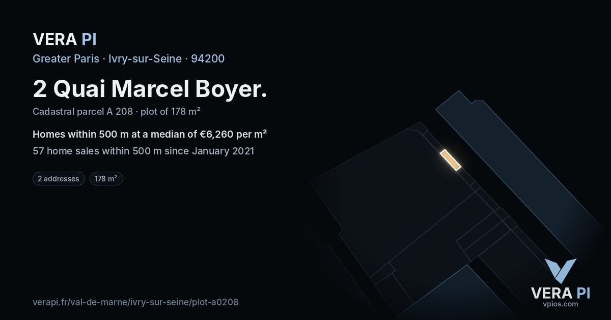 2 Quai Marcel Boyer, Ivry-sur-Seine at night – the plot lit, the parcels around coloured by the prices near them