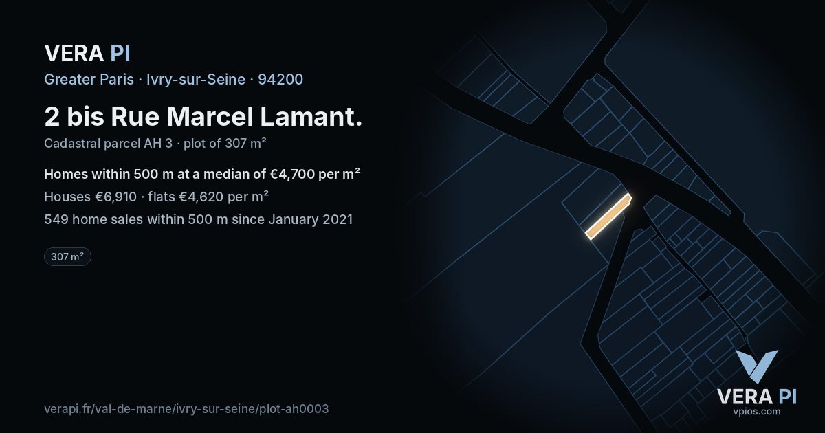 2 bis Rue Marcel Lamant, Ivry-sur-Seine at night – the plot lit, the parcels around coloured by the prices near them