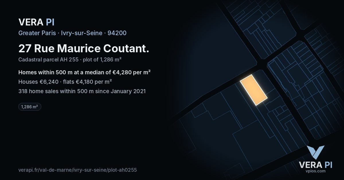 27 Rue Maurice Coutant, Ivry-sur-Seine at night – the plot lit, the parcels around coloured by the prices near them
