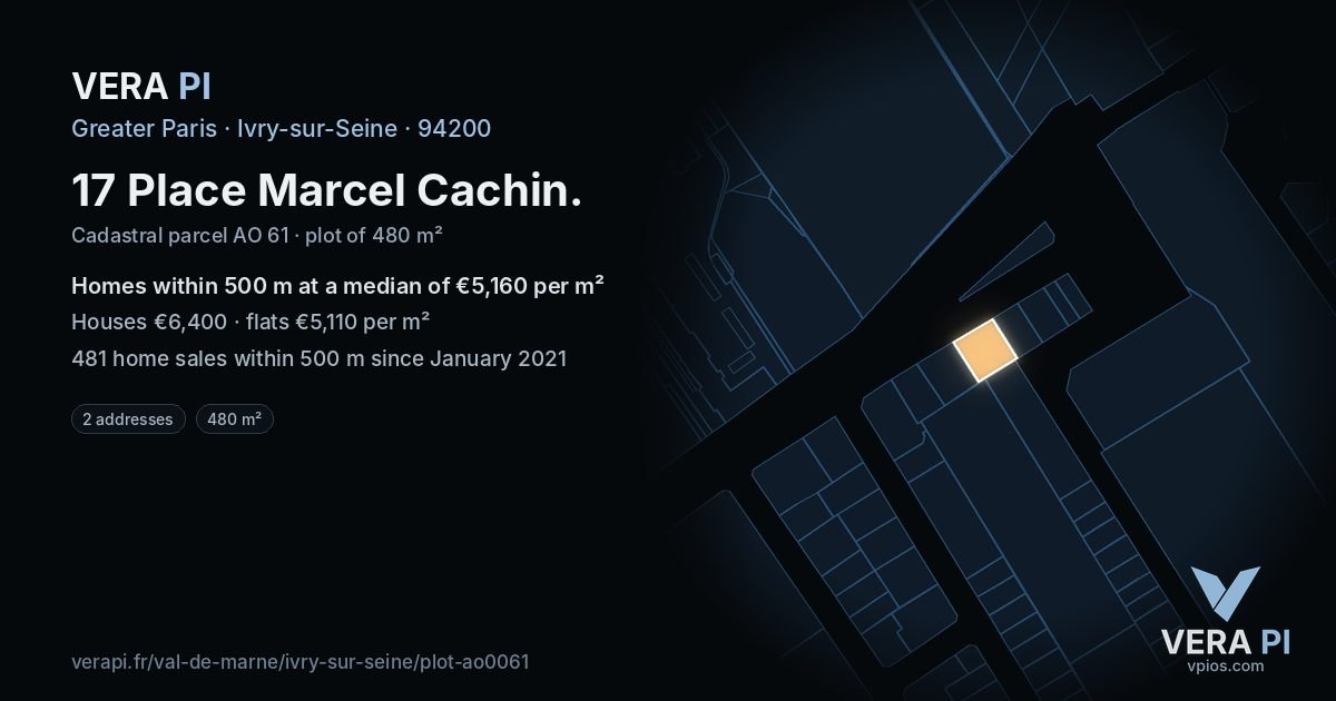 17 Place Marcel Cachin, Ivry-sur-Seine at night – the plot lit, the parcels around coloured by the prices near them