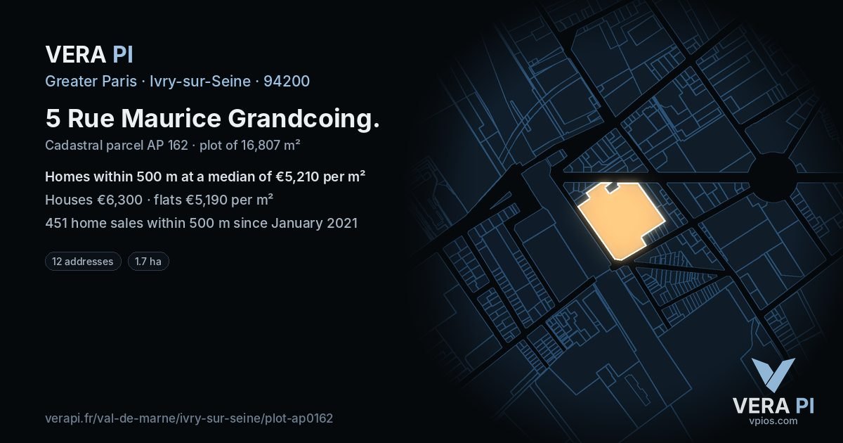 5 Rue Maurice Grandcoing, Ivry-sur-Seine at night – the plot lit, the parcels around coloured by the prices near them