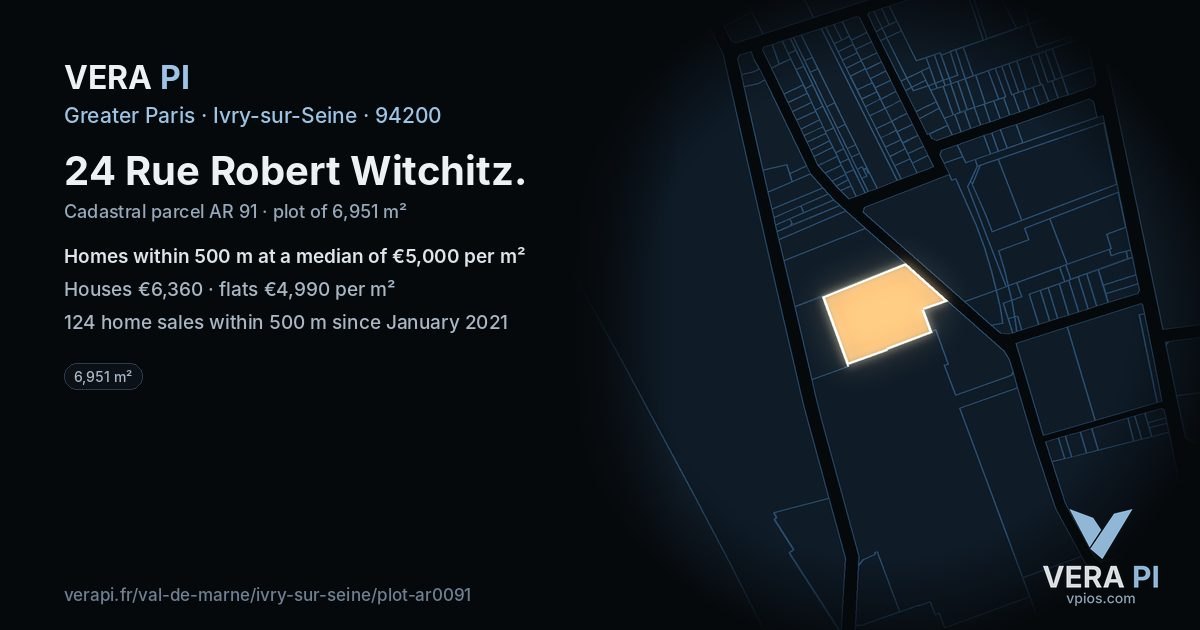 24 Rue Robert Witchitz, Ivry-sur-Seine at night – the plot lit, the parcels around coloured by the prices near them